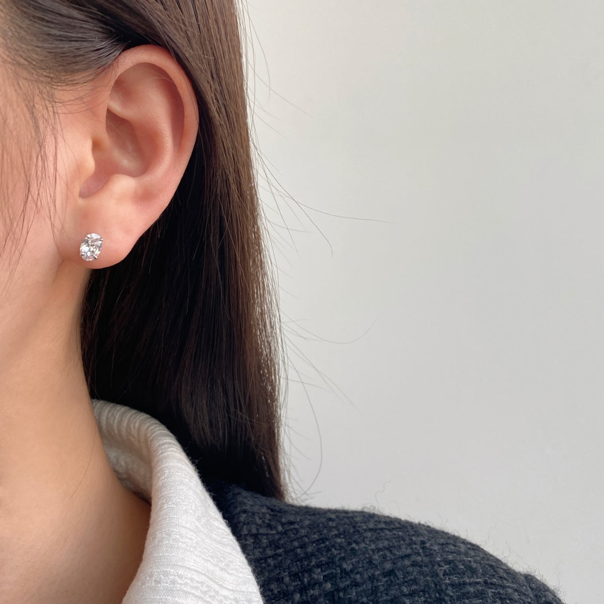 [Max Jewelry ]Oval Classic Dignified Elegant Earrings