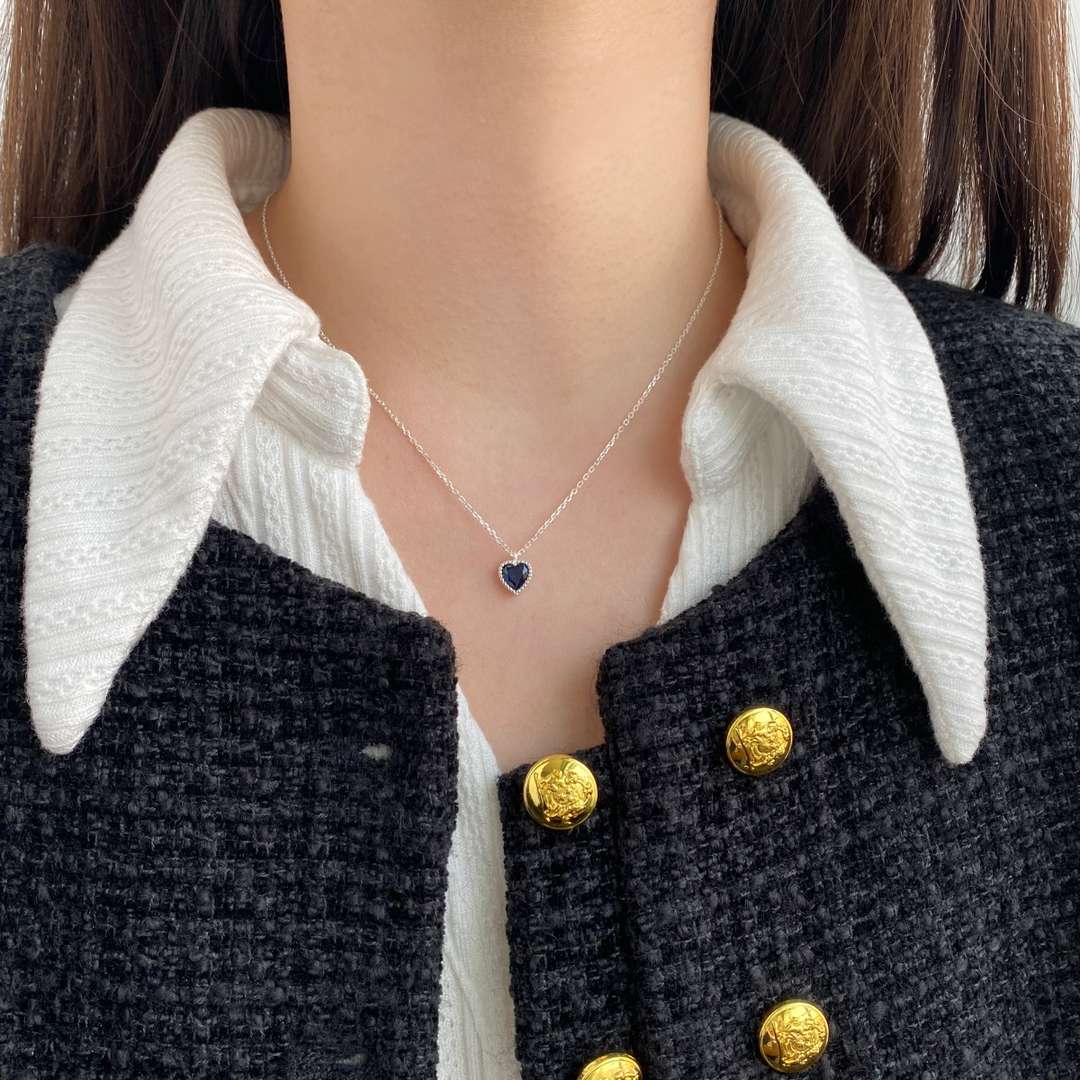 [Max Jewelry ]Ornate Heart Shape Necklace