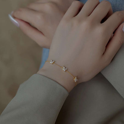[Max Jewelry ]Radiant Butterfly Shape Necklace