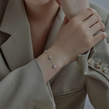 [Max Jewelry ]Radiant Butterfly Shape Necklace