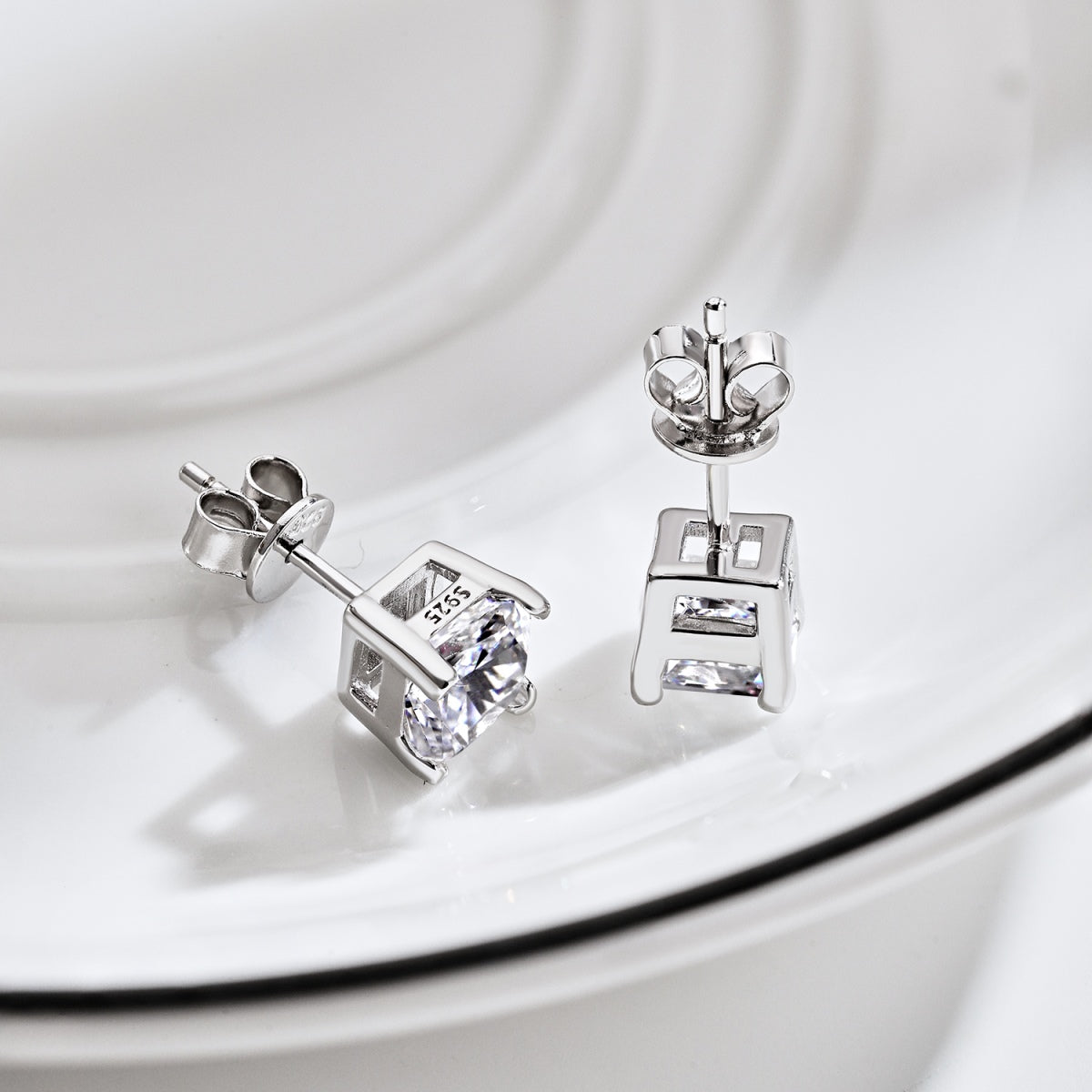 [Max Jewelry ]1.0 Carat Radiant Princess Cut Wedding Earrings