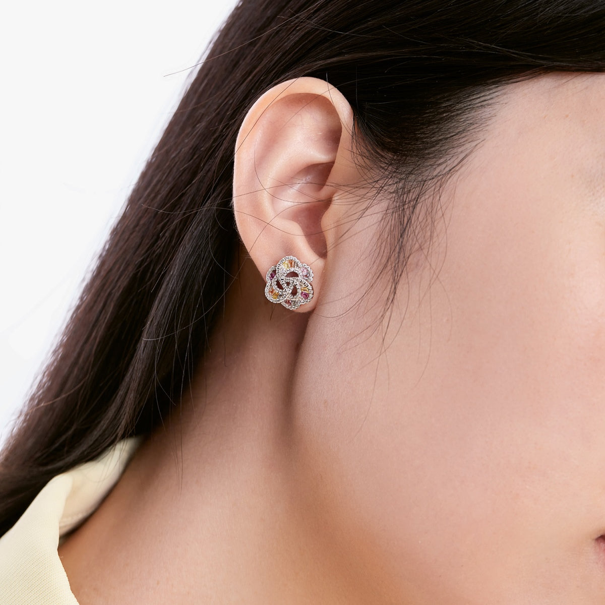 [Max Jewelry ]Exquisite Flower Shape Daily Earrings