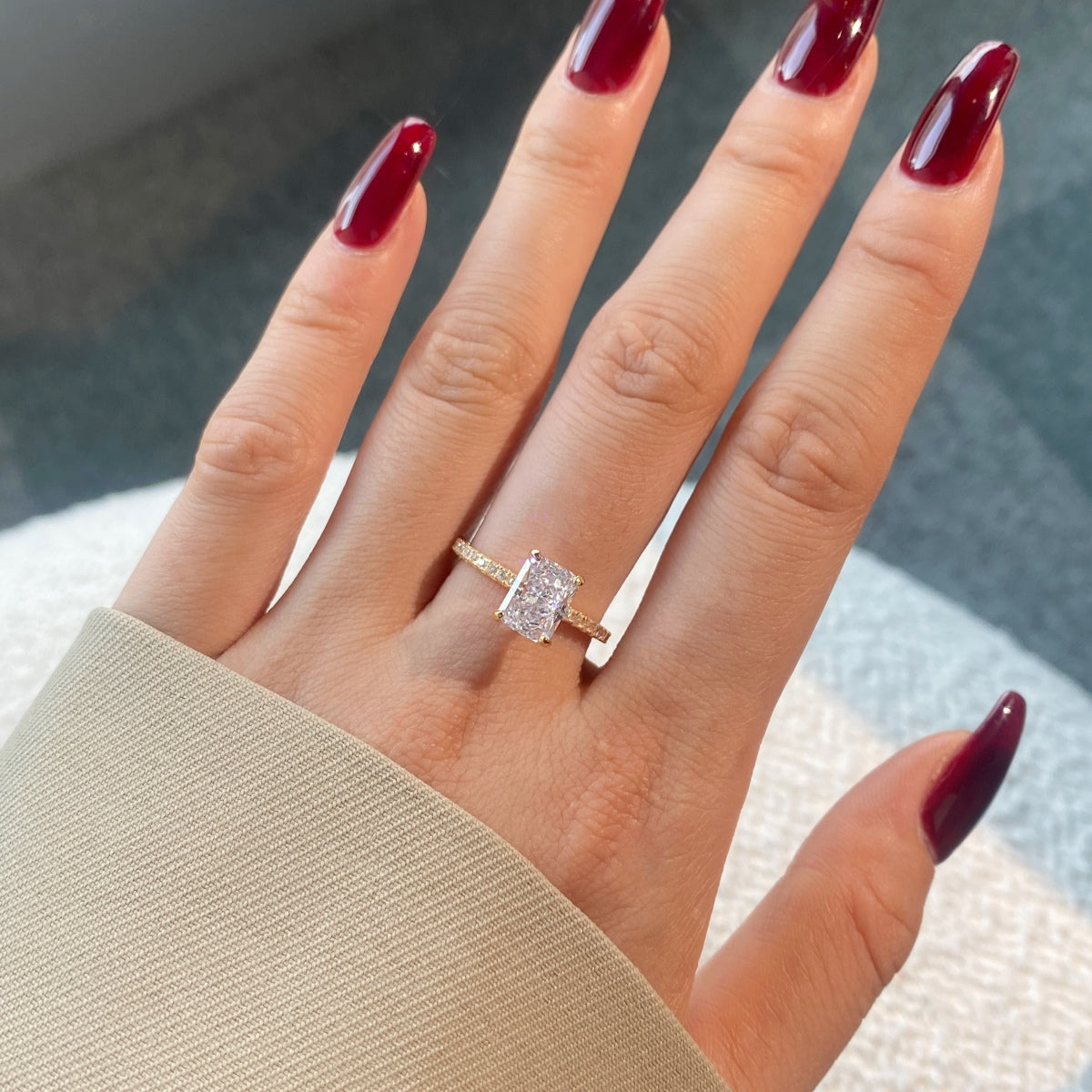 [Max Jewelry ]2.0 Carat Dazzling Sparkling Radiant Cut Party Ring