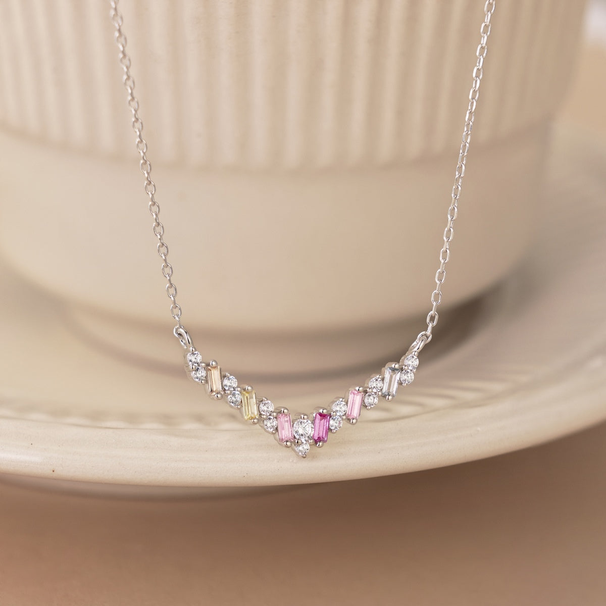 [Max Jewelry ]Dazzling Rainbow Necklace