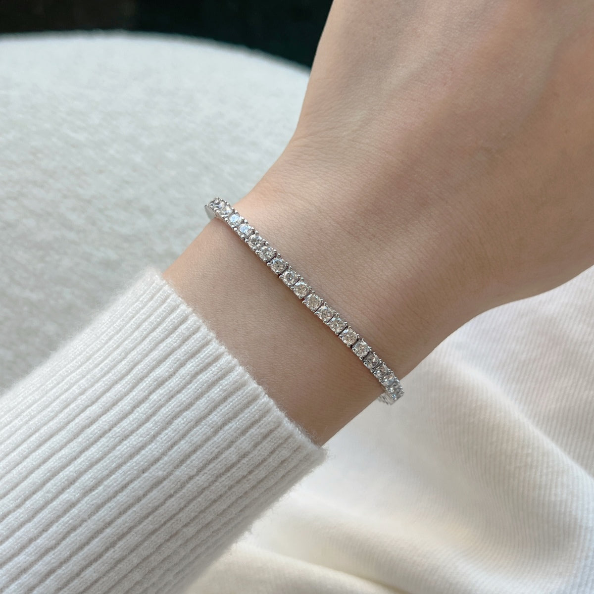 [Max Jewelry ]Dainty Charming Round Cut Tennis Bracelet