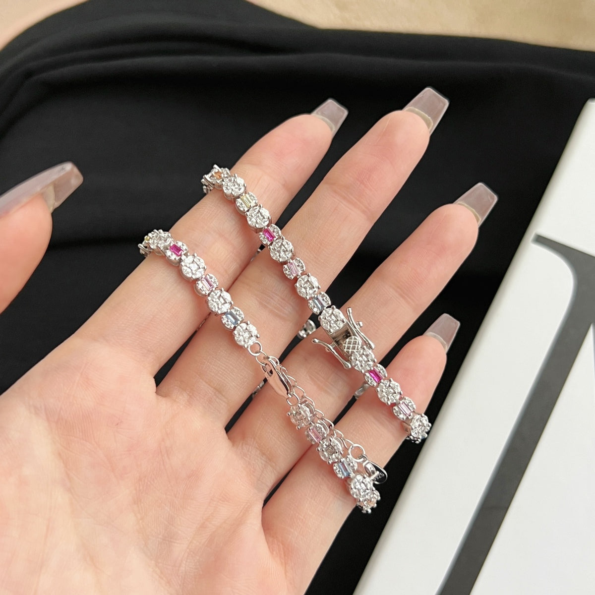 [Max Jewelry ]Dazzling Radiant Multi Cut Daily Bracelet