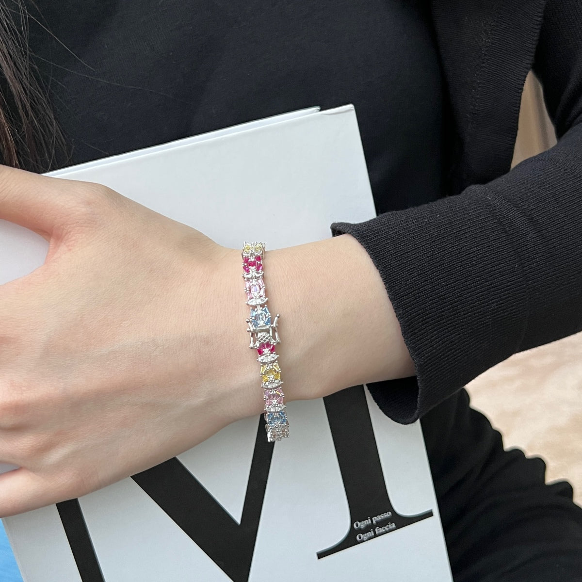 [Max Jewelry ]Delicate Colorful Multi Cut Party Bracelet