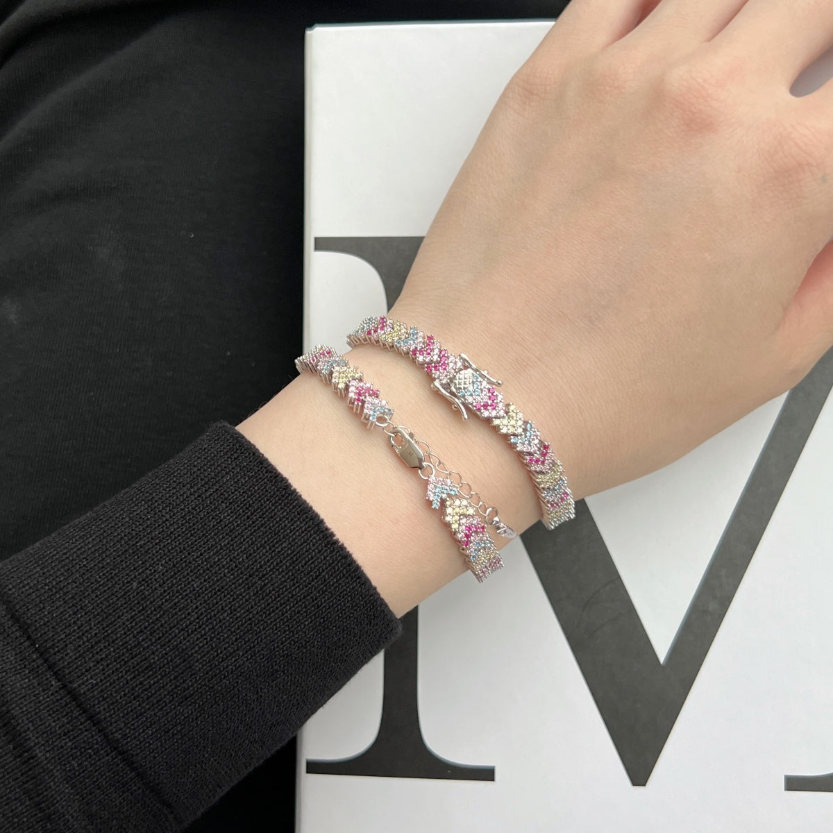 [Max Jewelry ]Ornate Sparkling Round Cut Party Bracelet