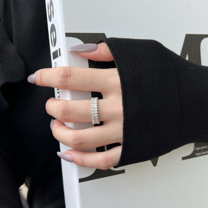 [Max Jewelry ]Splashy Ornate Emerald Cut Cocktail Ring