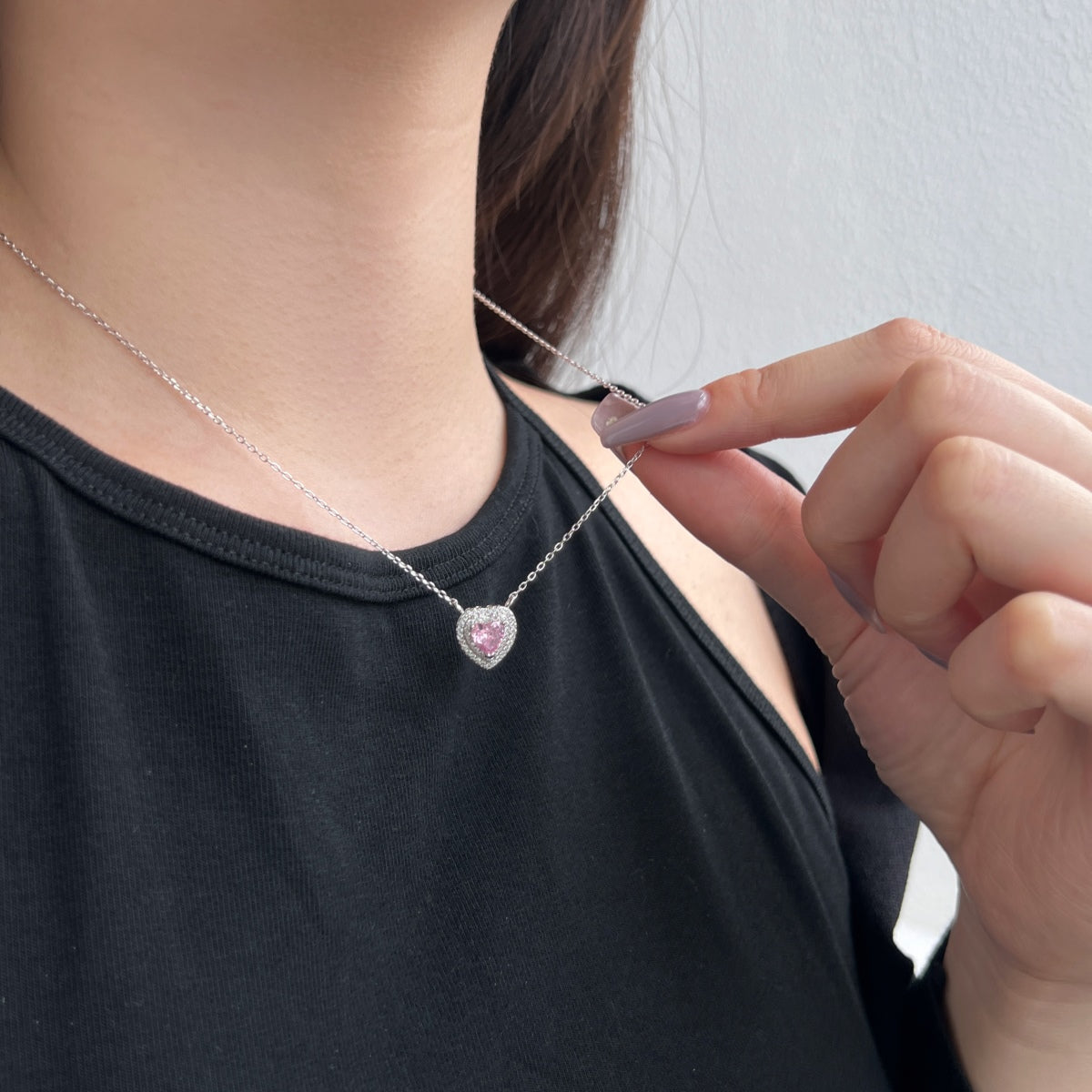 [Max Jewelry ]Exquisite Heart Shape Necklace