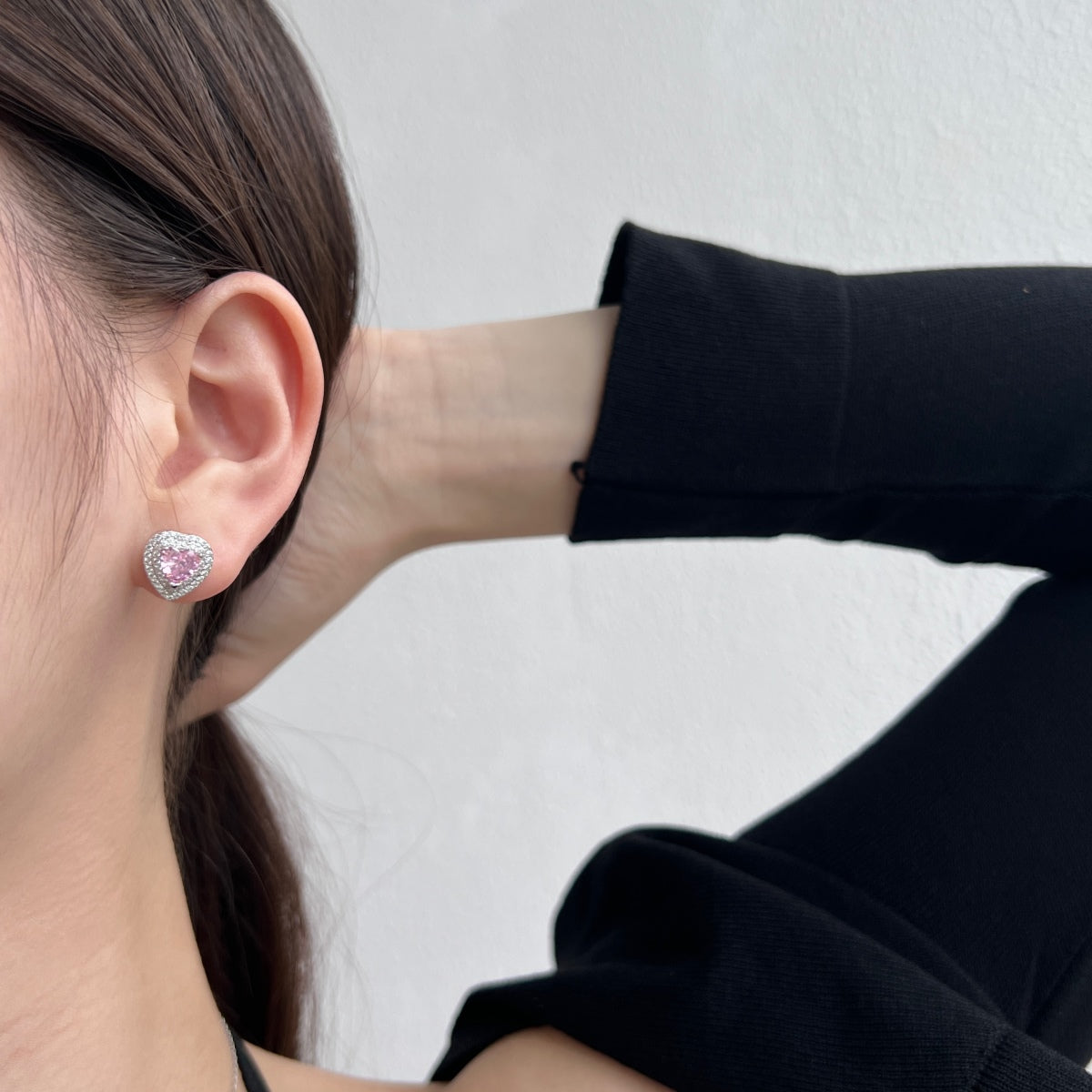 [Max Jewelry ]Dazzling Heart Shape Lover Earrings