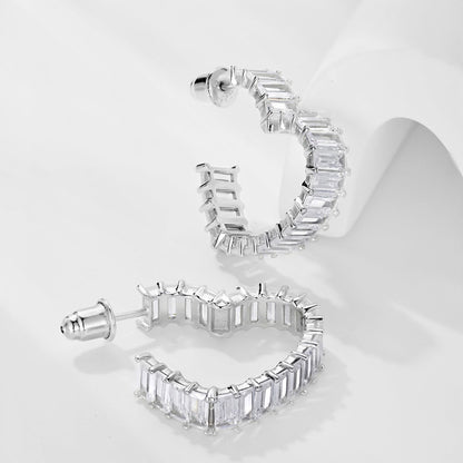 [Max Jewelry ]Radiant Heart Cutout Earrings