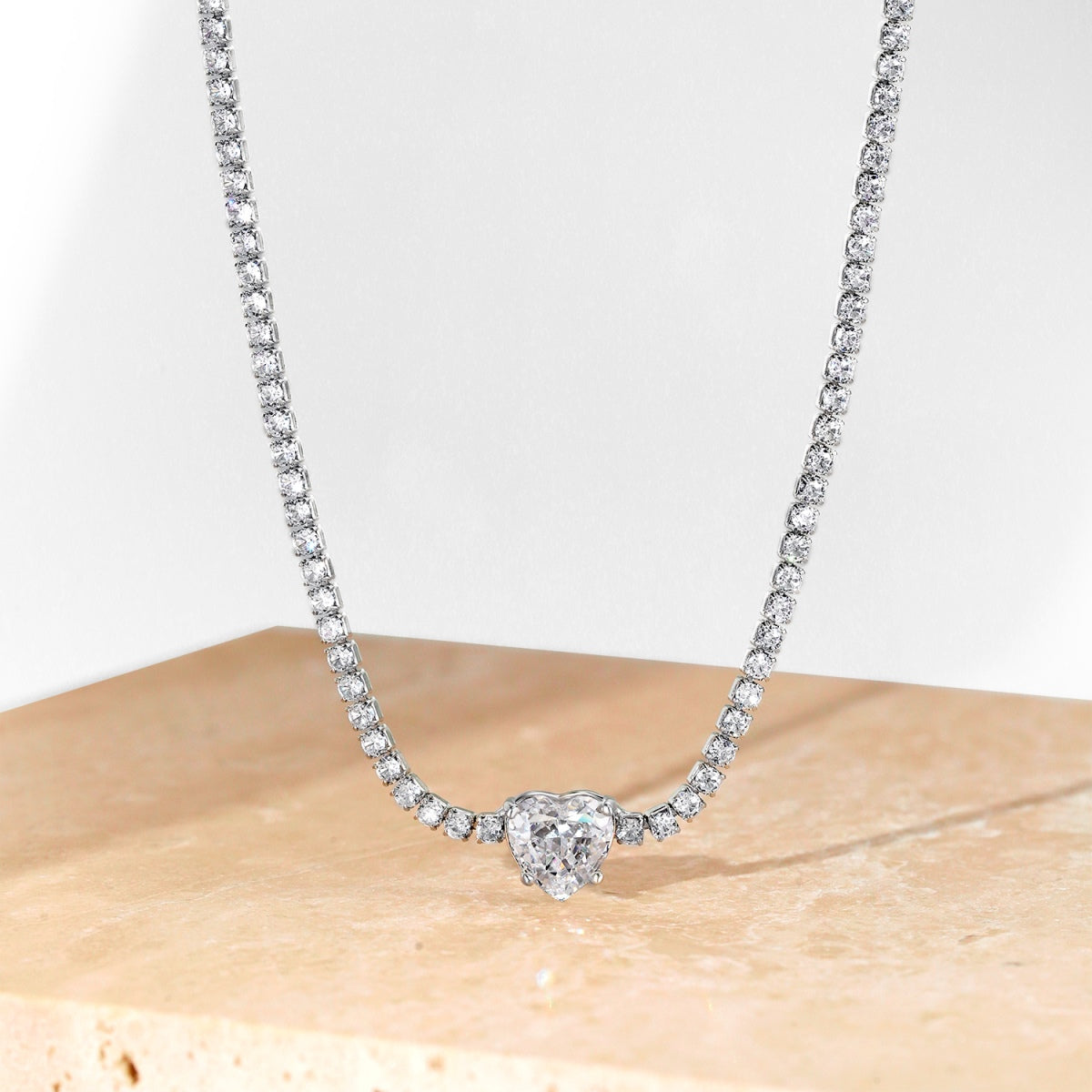 [Max Jewelry ]2.0 Carat Sparkling Tennis Heart Cut Necklace