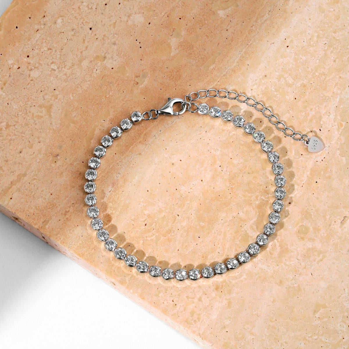 [Max Jewelry ]Dazzling Sparkling Round Cut Daily Bracelet