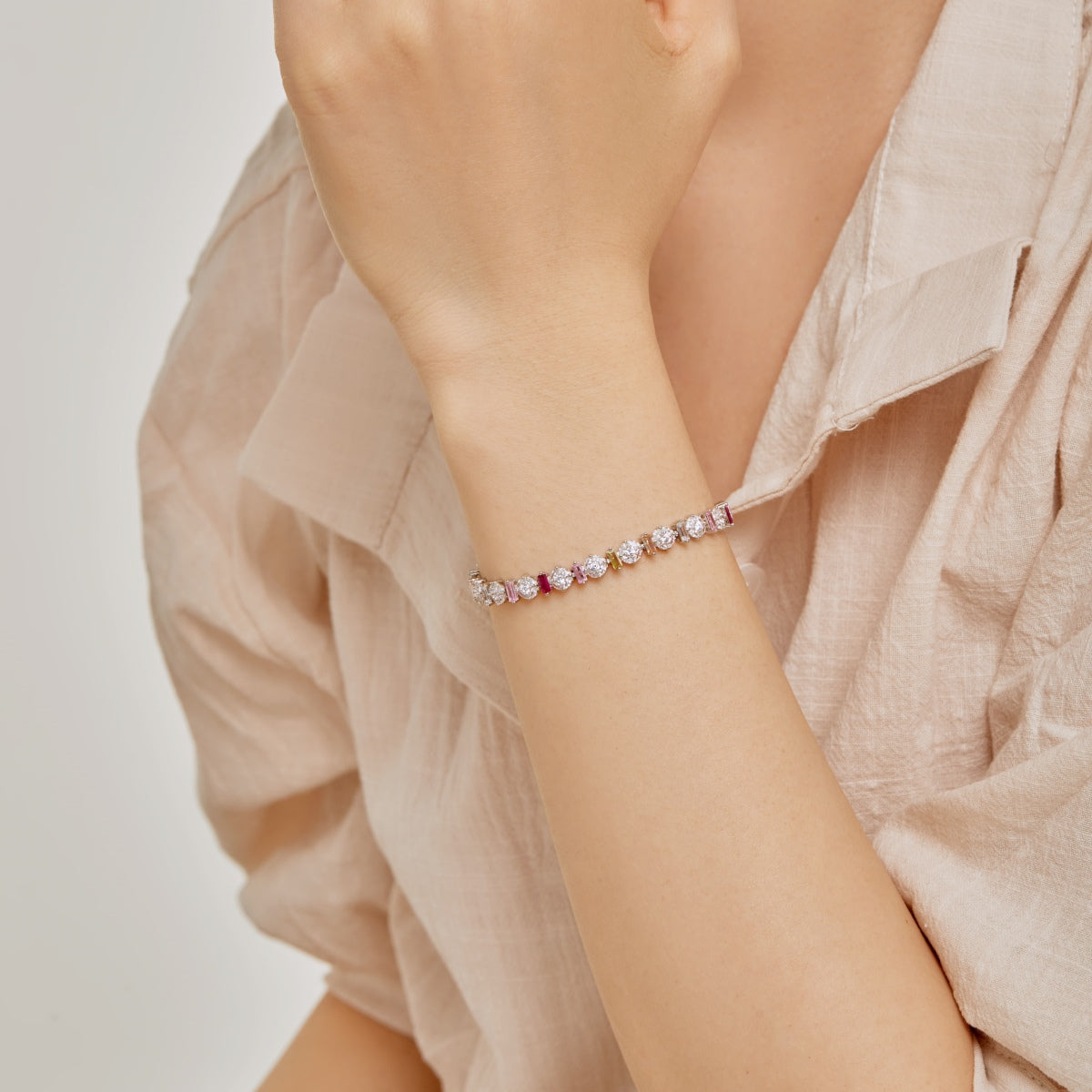 [Max Jewelry ]Radiant Colorful Round Shape Daily Bracelet