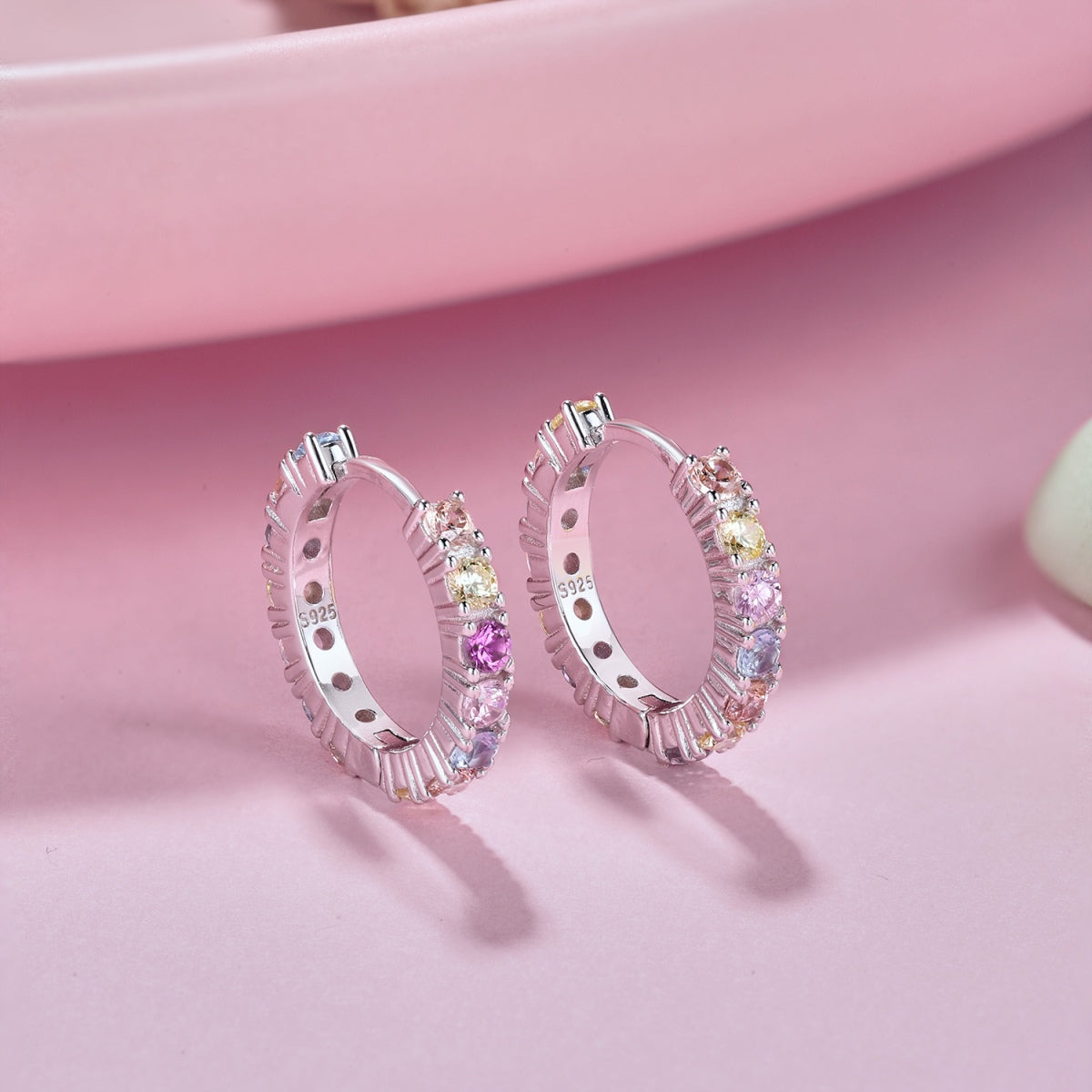 [Max Jewelry ]Radiant Colorful Round Cut Earrings