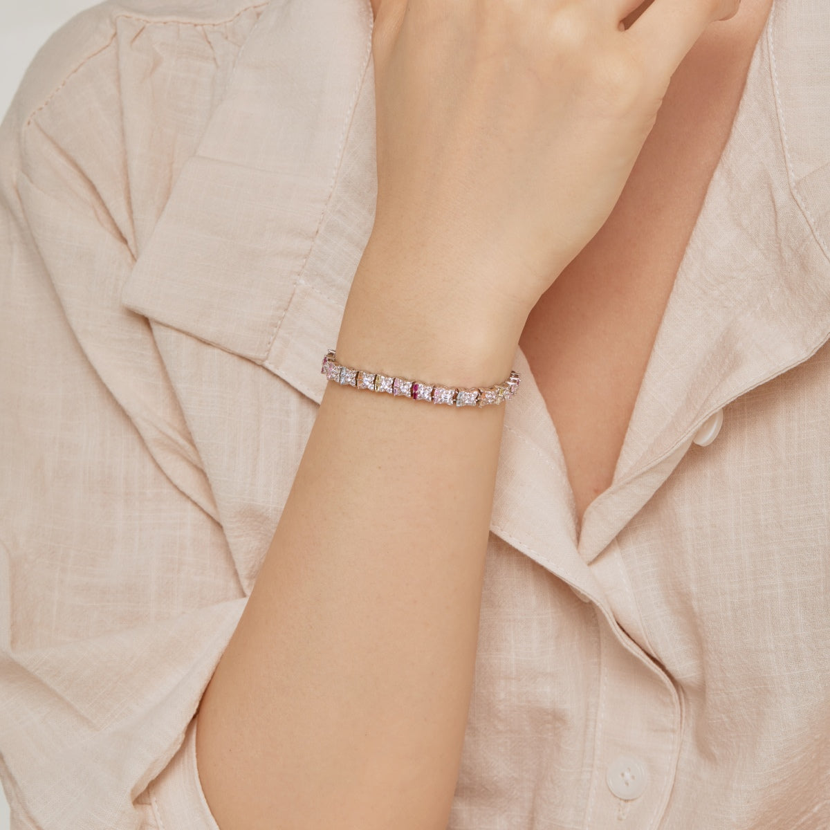 [Max Jewelry ]Unique Colorful Flower Shape Daily Bracelet