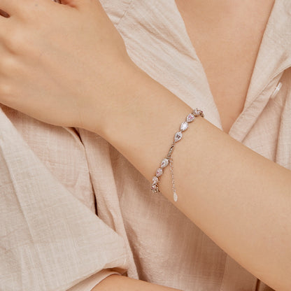 [Max Jewelry ]0.25 Carat Radiant Water Drop Shape Daily Bracelet