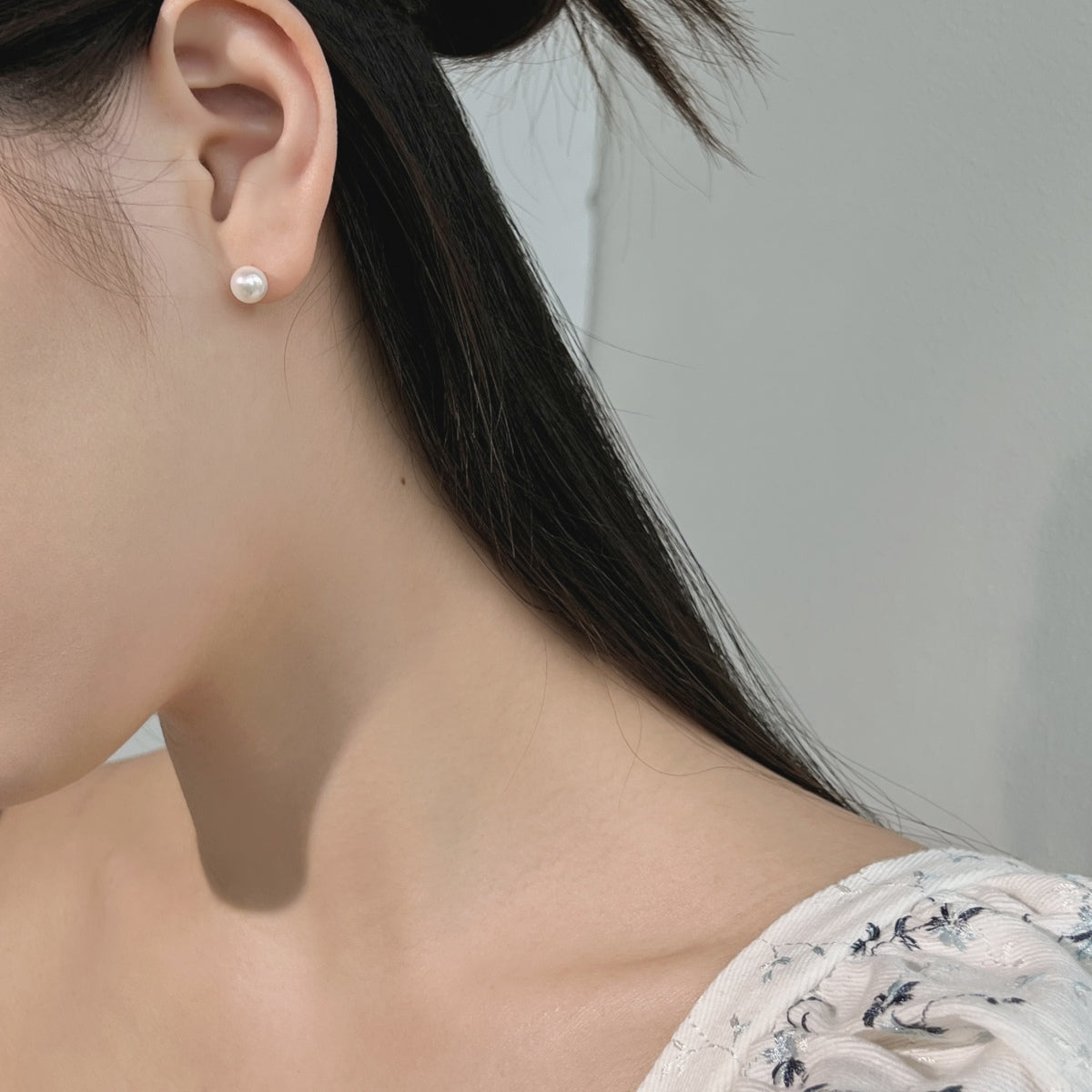 [Max Jewelry ]Delicate Pearl Earrings