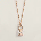 [Plus&Max]HM ADVANCED NICHE LOCK HEAD NECKLACE DIAMONDS