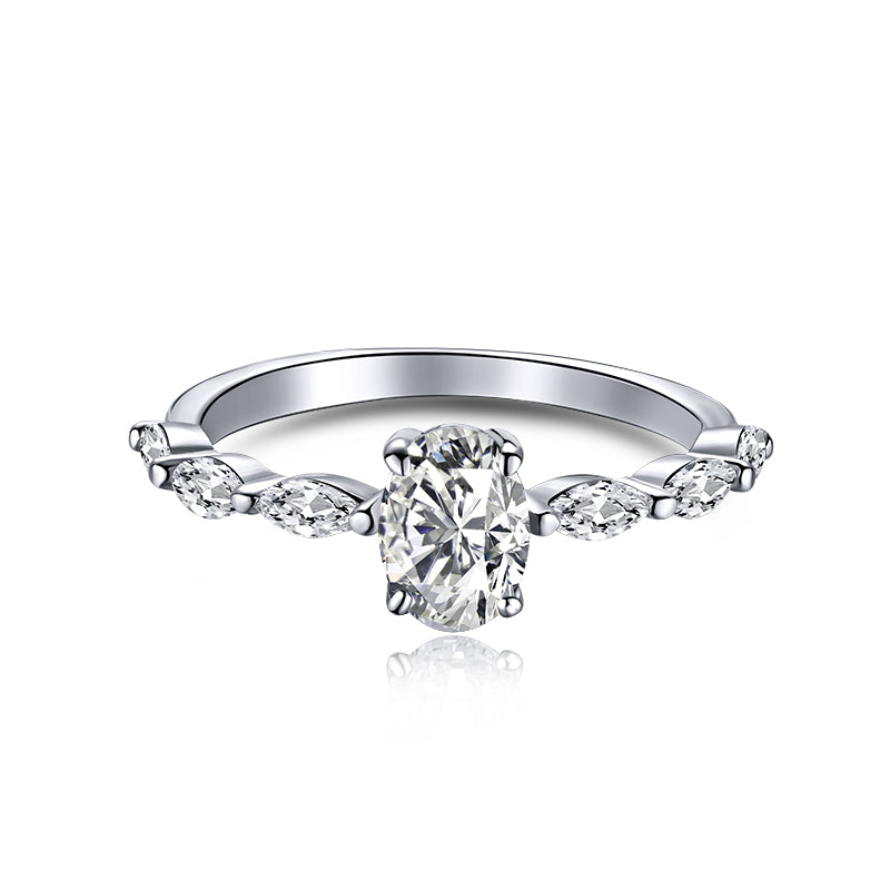 [Max Jewelry ]0.75 Carat Luxurious Vibrant Elongated Cushion Cut Daily Ring