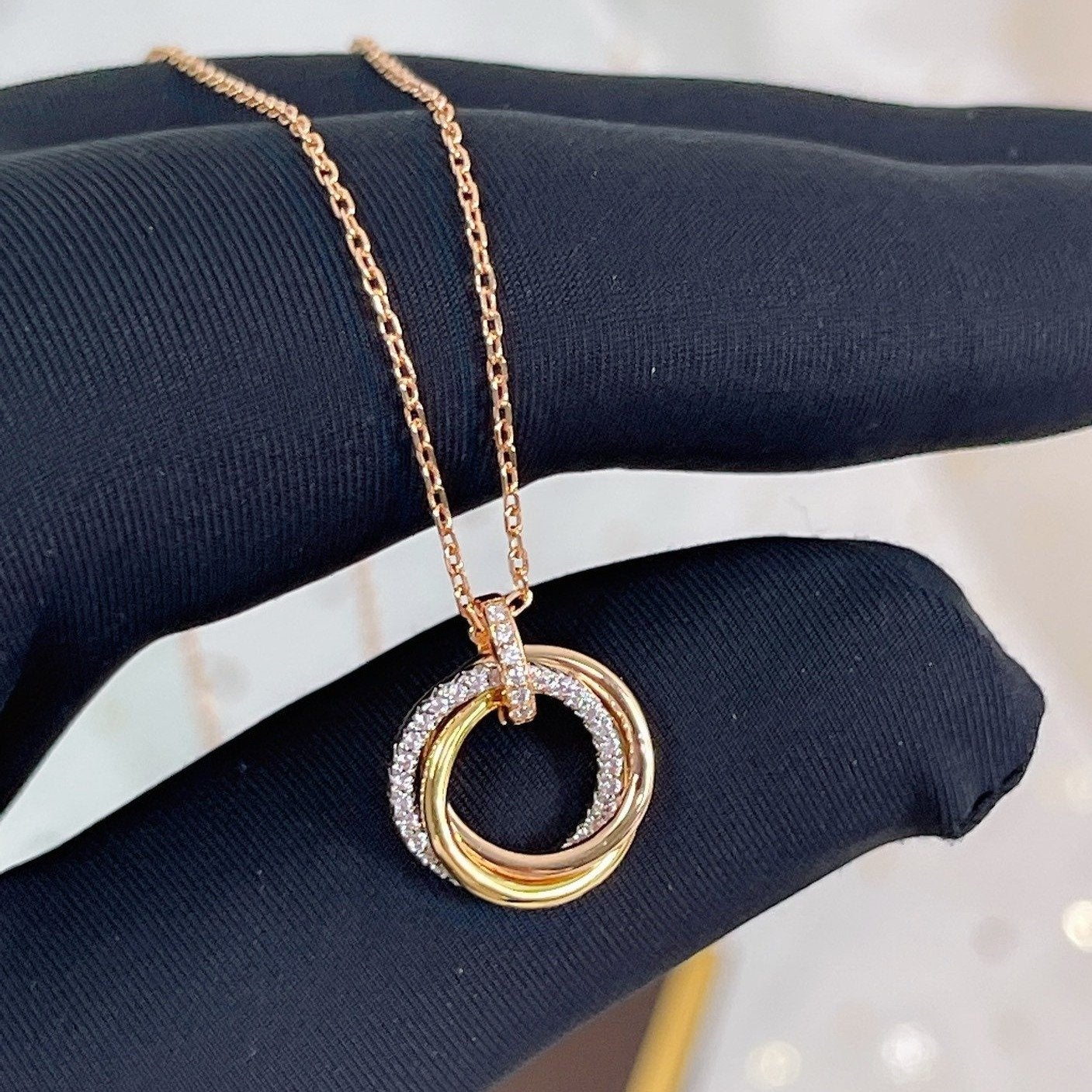 [Max Jewelry ]TRINITY NECKLACE SILVER GOLD PINK GOLD DIAMONDS