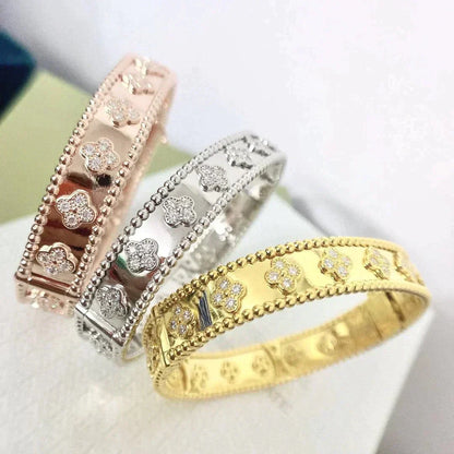 [Max Jewelry ]CLOVER BRACELET 8MM DIAMONDS