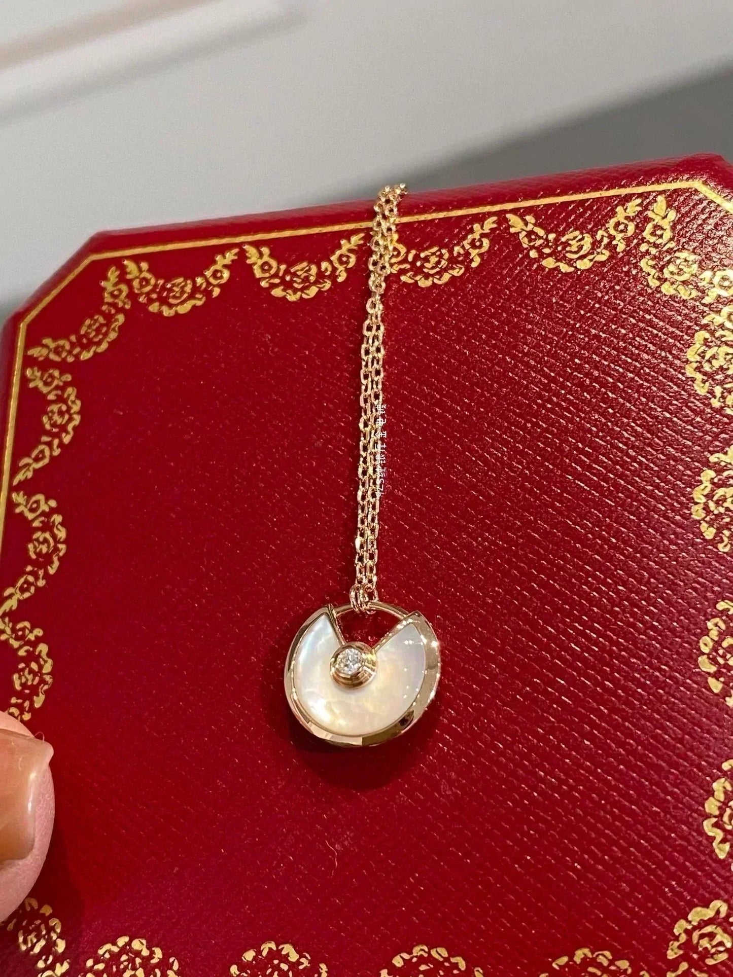 [Max Jewelry ]AMULETTE ROSE GOLD MOP NECKLACE