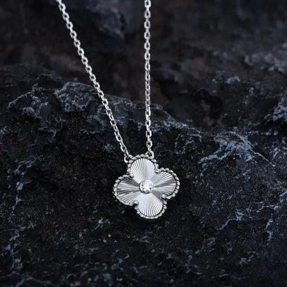 [Max Jewelry ]CLOVER  15MM DIAMOND LASER NECKLACE SILVER