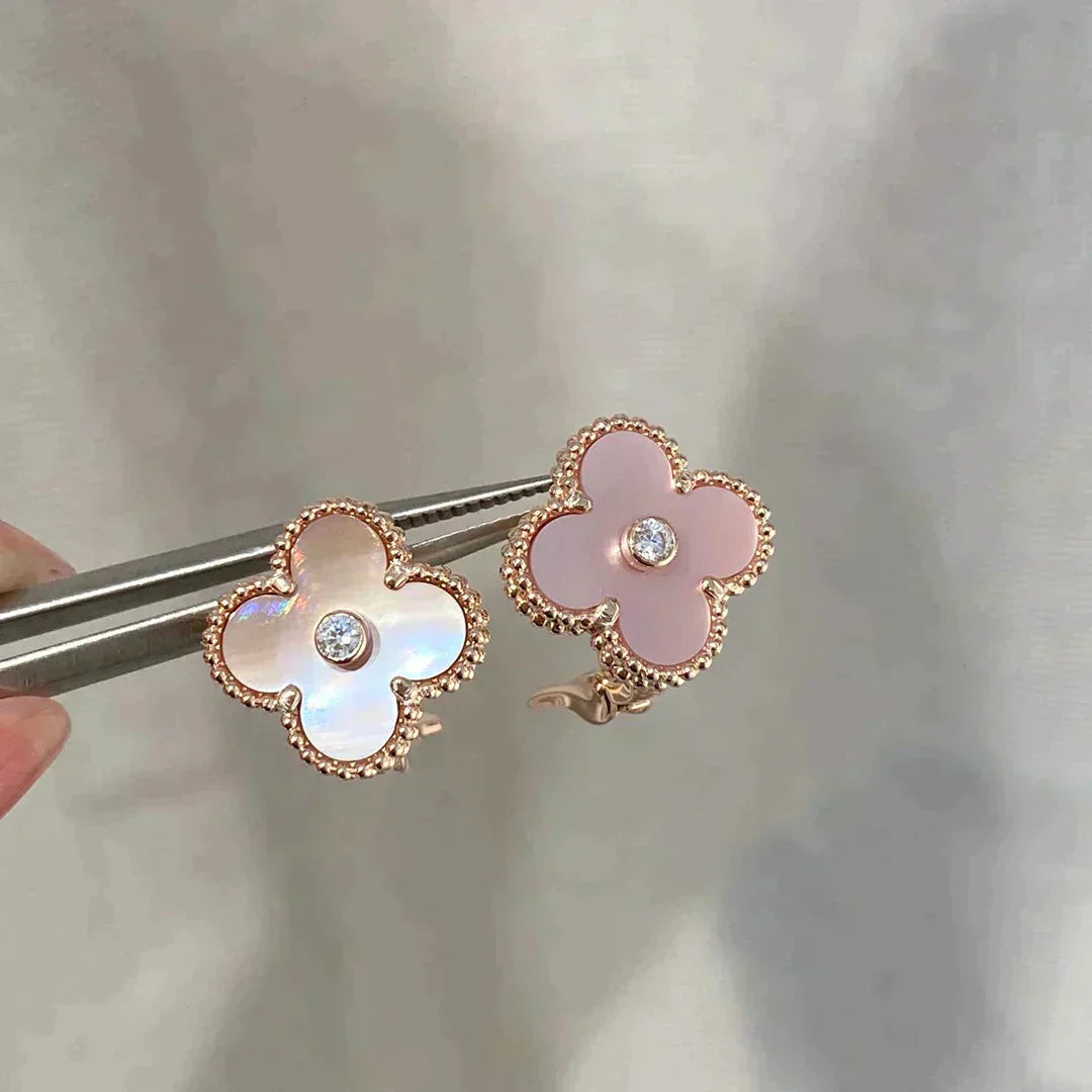 [Max Jewelry ]CLOVER MEDIUM 1 MOTIFS  PINK MOP DIAMOND EARRINGS
