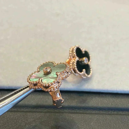 [Max Jewelry ]CLOVER MEDIUM 1 MOTIFS GRAY MOP  DIAMOND EARRINGS