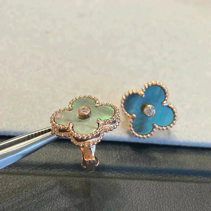 [Max Jewelry ]CLOVER MEDIUM 1 MOTIFS GRAY MOP  DIAMOND EARRINGS