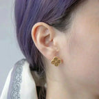 [Plus&Max]CLOVER MEDIUM 1 MOTIFS LASER EARRINGS