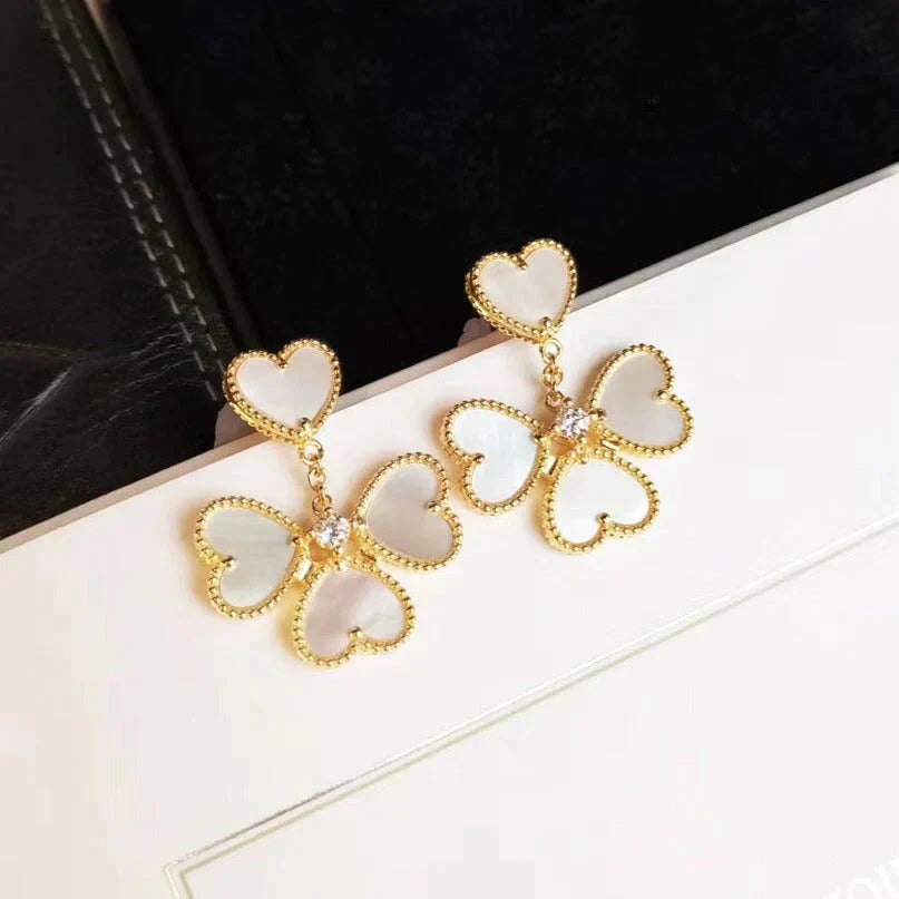 [Max Jewelry ]CLOVER SWEET WHITE MOP EARRINGS