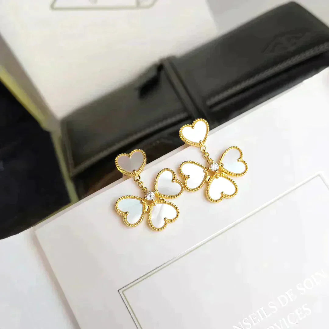 [Max Jewelry ]CLOVER SWEET WHITE MOP EARRINGS