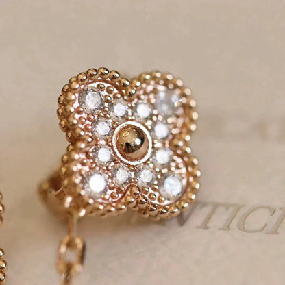 [Max Jewelry ]CLOVER MEDIUM 1 MOTIFS FUll DIAMOND EARRINGS