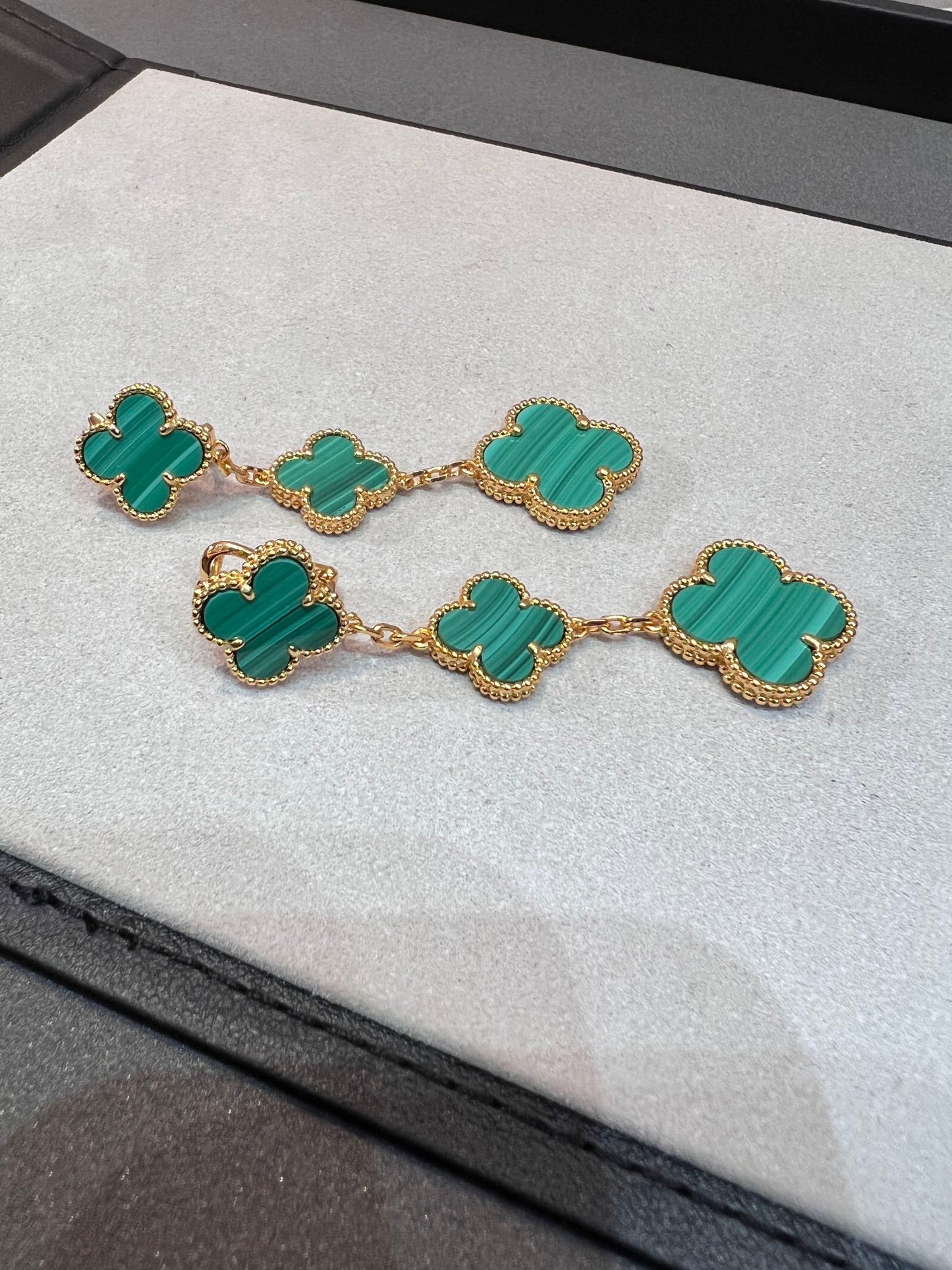 [Max Jewelry ]CLOVER MALACHITE 3 MOTIFS GOLD