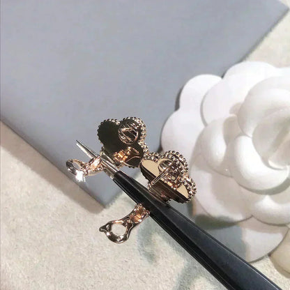 [Max Jewelry ]CLOVER MEDIUM 1 MOTIFS  PINK MOP DIAMOND EARRINGS