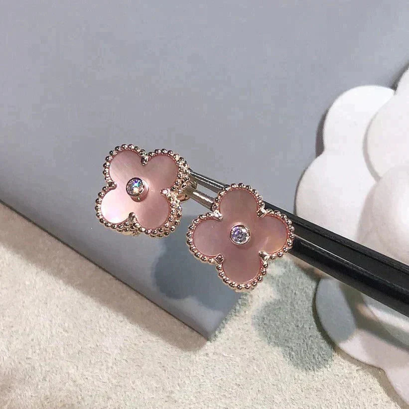 [Max Jewelry ]CLOVER MEDIUM 1 MOTIFS  PINK MOP DIAMOND EARRINGS