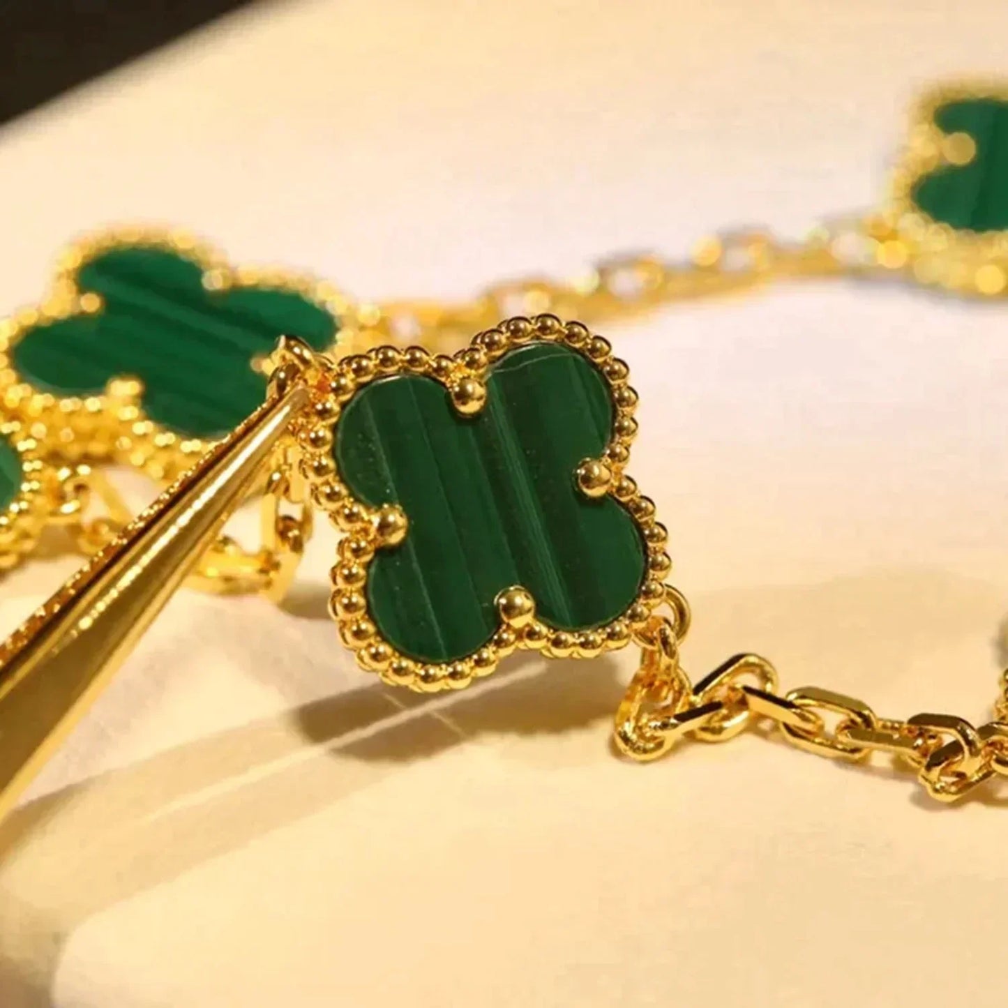 [Max Jewelry ] CLOVER 5 MOTIF MALACHITE BRACELET COLLECTION