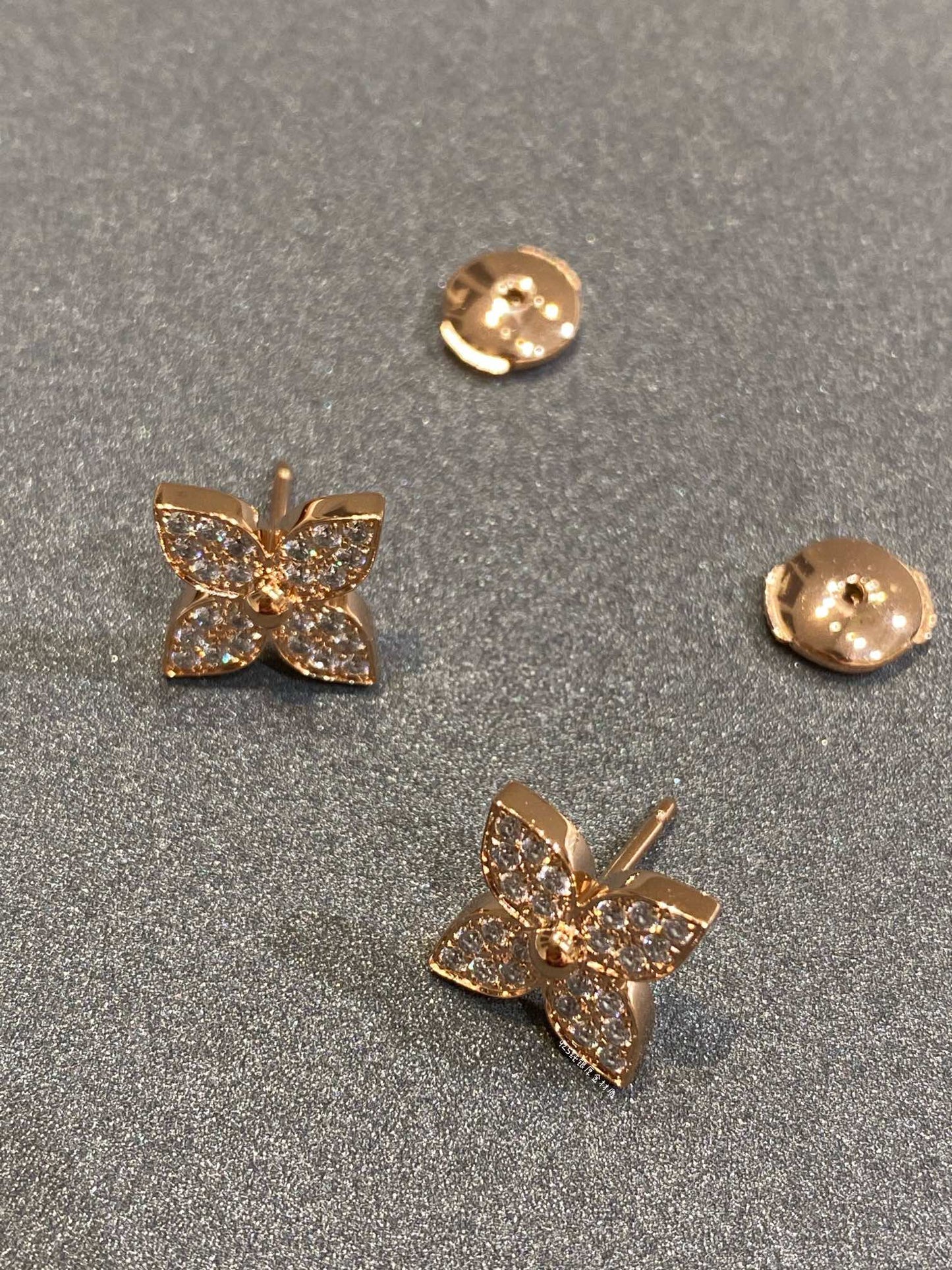 [Max Jewelry ]STAR DIAMOND EARRINGS