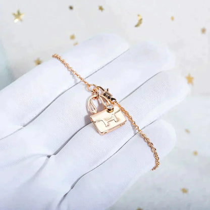 [Max Jewelry ]AMULETTE PEDANT ROSE GOLD NECKLACE