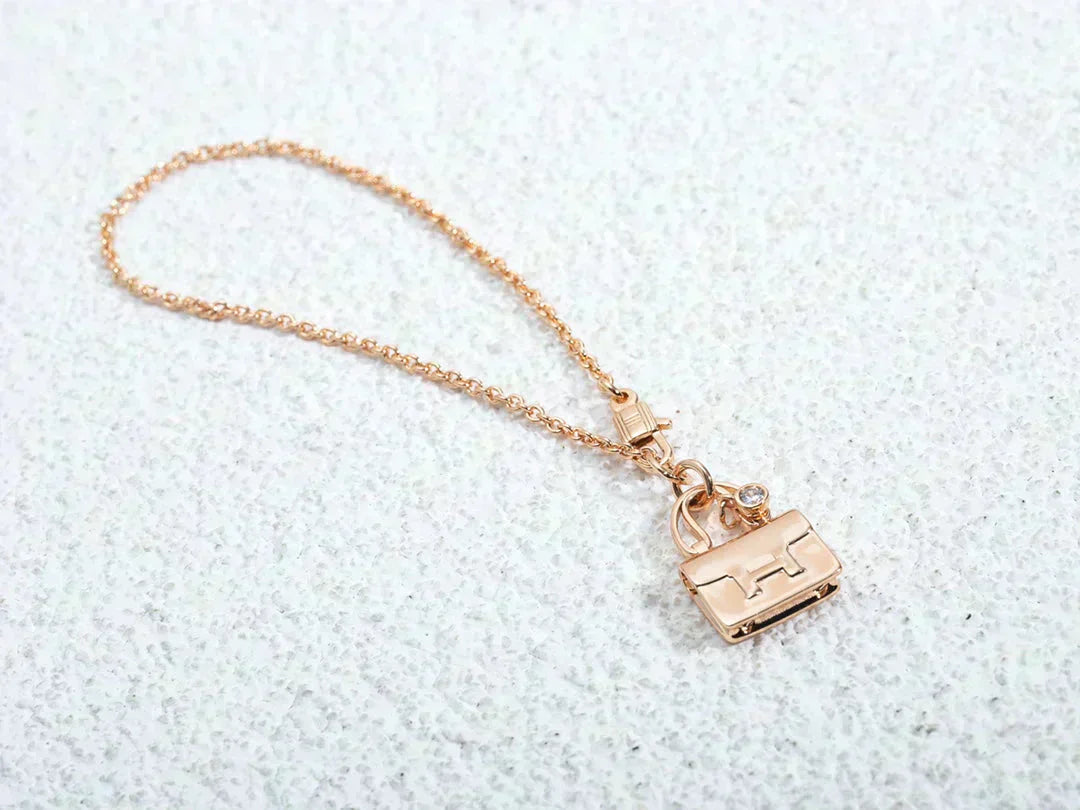 [Max Jewelry ]AMULETTE PEDANT ROSE GOLD NECKLACE