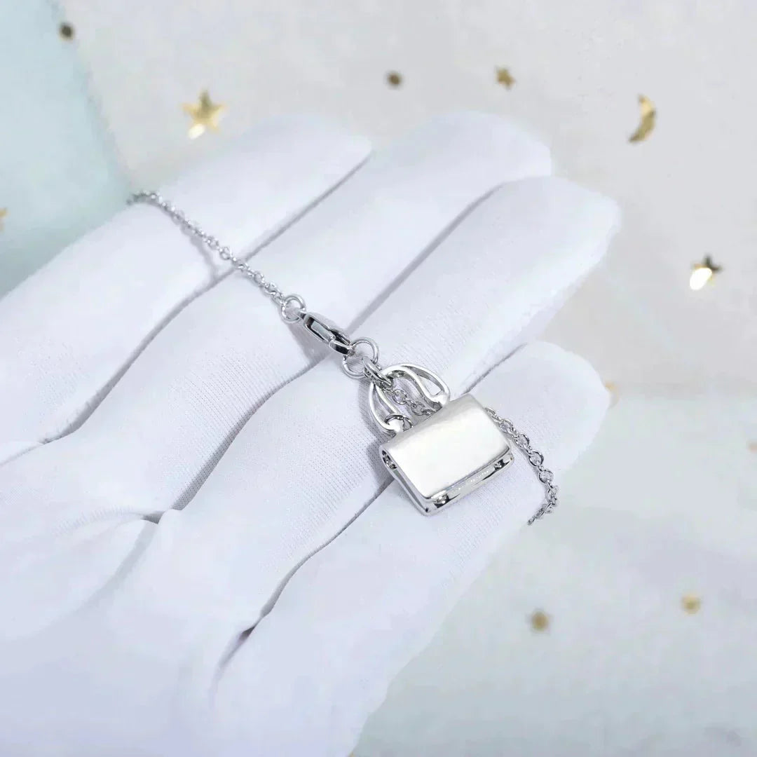 [Max Jewelry ]AMULETTE PEDANT SILVER NECKLACE