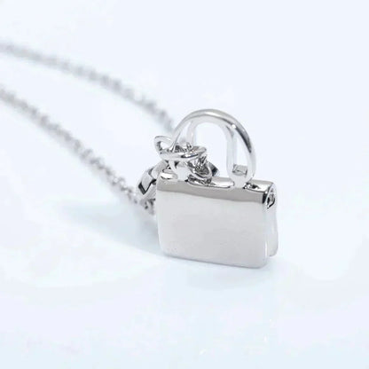 [Max Jewelry ]AMULETTE PEDANT SILVER NECKLACE