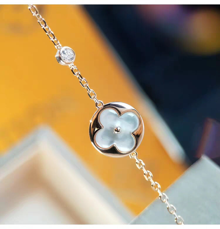 [Max Jewelry ]SUN MOP GOLD 1 DIAMOND NECKLACE