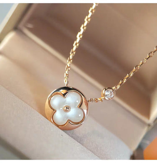 [Max Jewelry ]SUN MOP GOLD 1 DIAMOND NECKLACE