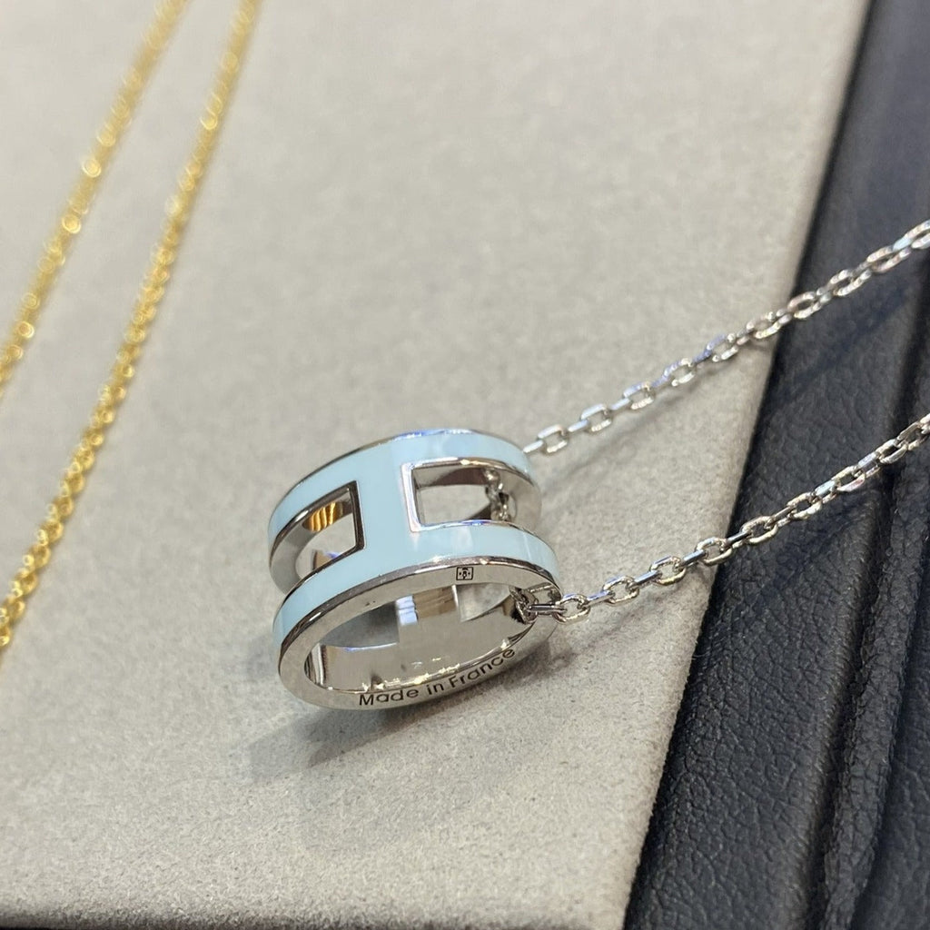 [Plus&Max]POP H LIGHT BLUE NECKLACE
