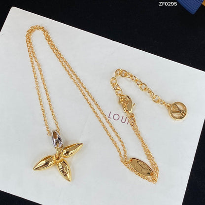 [Max Jewelry ]LOUISETTE PEDANT GOLD NECKLACE
