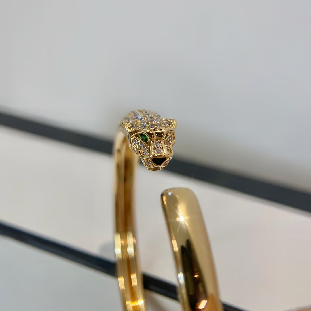 [Max Jewelry ]PANTHERE GOLD DIAMOND OPEN BRACELET